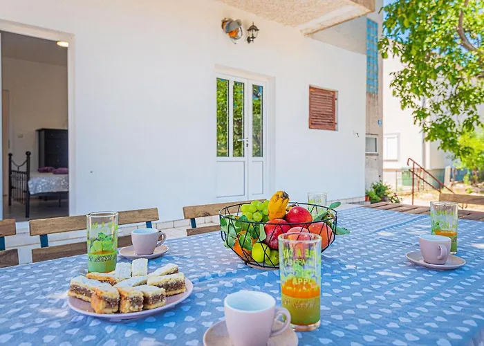 2 Bedroom Lovely In Danilo Protega